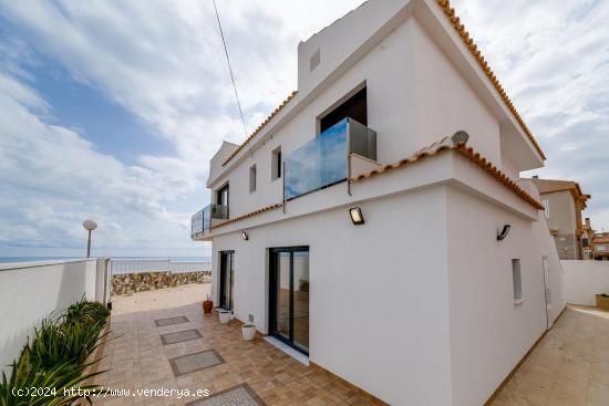 Villa en Torrevieja - ALICANTE