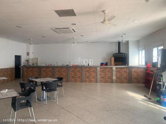 ^^UCHA INMOBILIARIA OFRECE NAVE LOCAL COMERCIAL DE 400M2^^ - VALENCIA