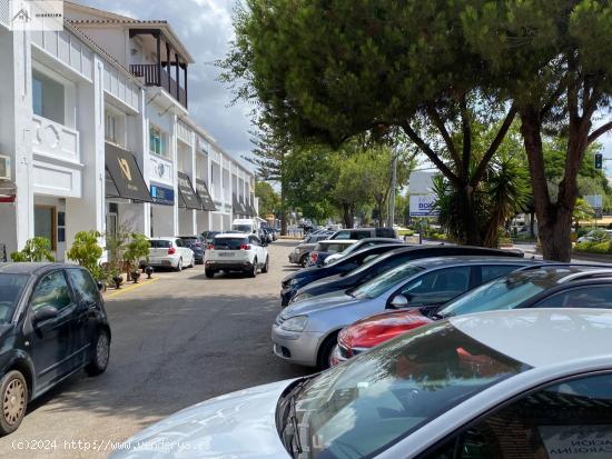 Local Comercial en Milla de Oro (Marbella) - MALAGA