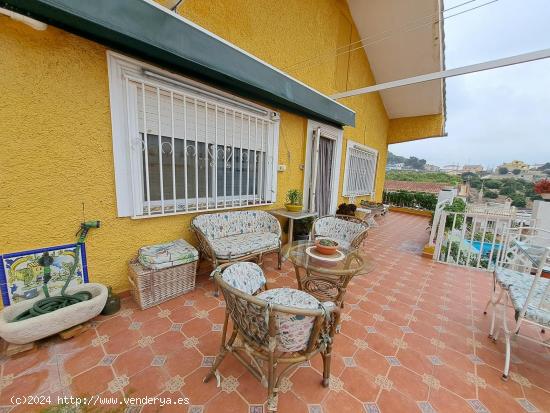 Estupendo chalet en Corbera, zona Les Coves - VALENCIA