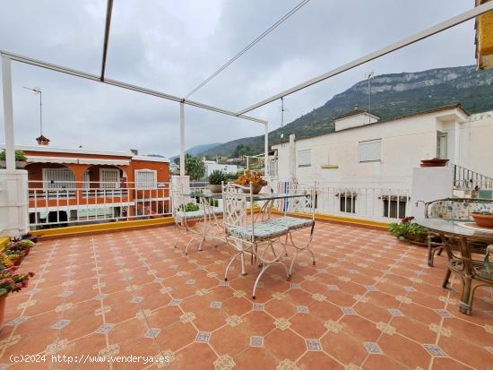 Estupendo chalet en Corbera, zona Les Coves - VALENCIA