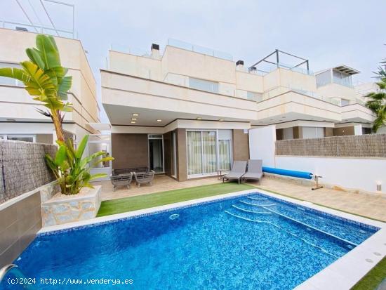 Villa en venta en orihuela costa tres dormitorios tres baños - ALICANTE