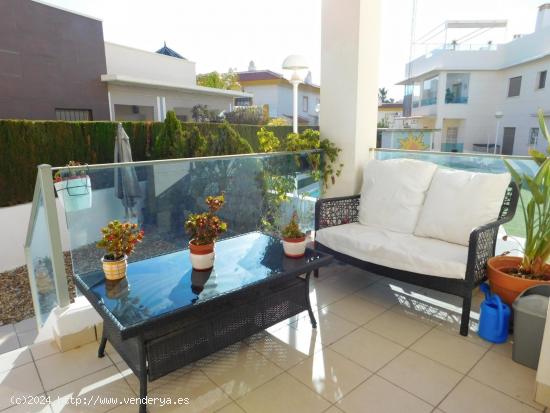 Elegante Planta baja en venta en Ciudad quesada 2 dormirotios 2 baños - ALICANTE