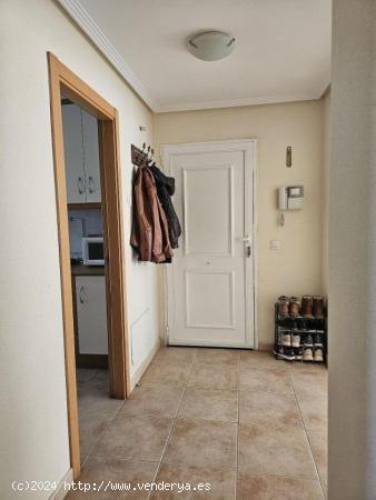 Apartamento en venta en avenida Pacífico de 2 dormitorios en torrevieja - ALICANTE