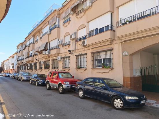 SE ALQUILA PISO EN ARMILLA JUNTO AL CENTRO DE SALUD - GRANADA