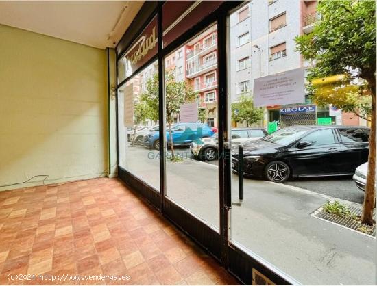  Se vende local comercial en Vitoria - ALAVA 