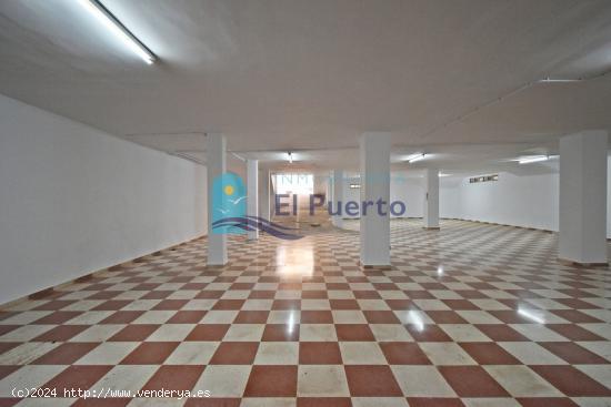 2 LOCALES COMERCIALES Y SEMISÓTANO DE 300 METROS - REF 75 - MURCIA