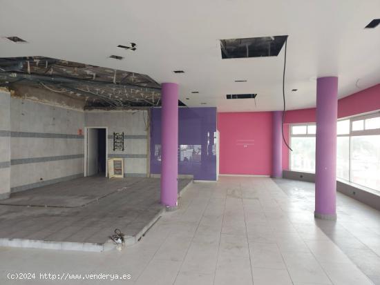 Local Comercial en Alquiler – Ubicación Céntrica con Gran Terraza - LAS PALMAS