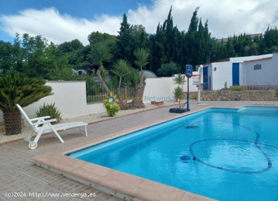  Chalet en venta en Onteniente - VALENCIA 