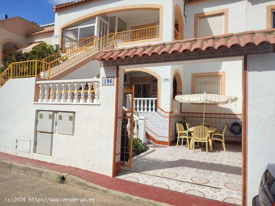 BUNGALOW DE 2 DORMITORIOS 1 BAÑO EN TORREVIEJA ZONA PARQUE DE LAS NACIONES - ALICANTE