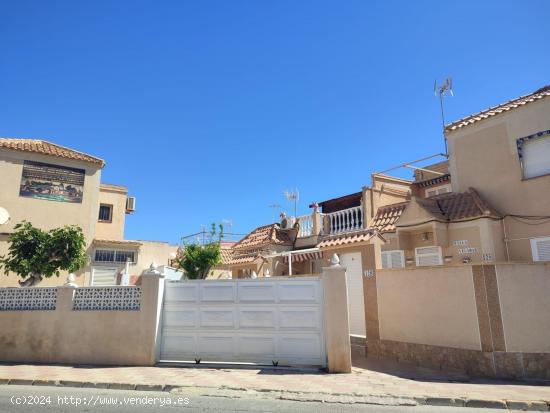 Bungalow en Torrevieja, zona Doña Inés - Oportunidad a Reformar - ALICANTE