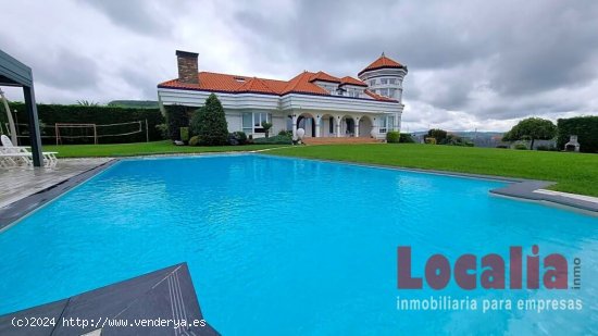 Extraordinario chalet con piscina en Suances, Cantabria