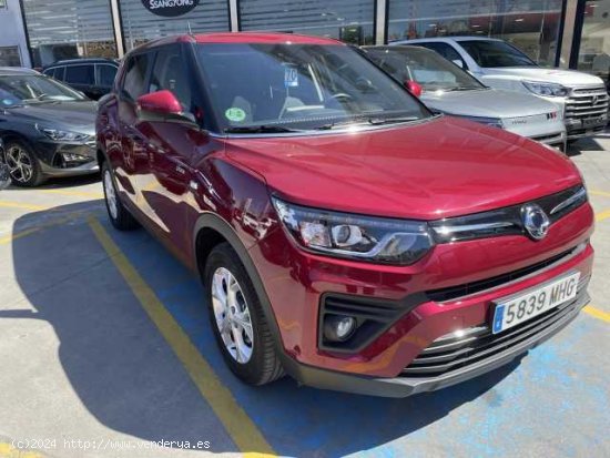 Hyundai Tivoli ( G12 Urban Plus 4x2 )  - Madrid