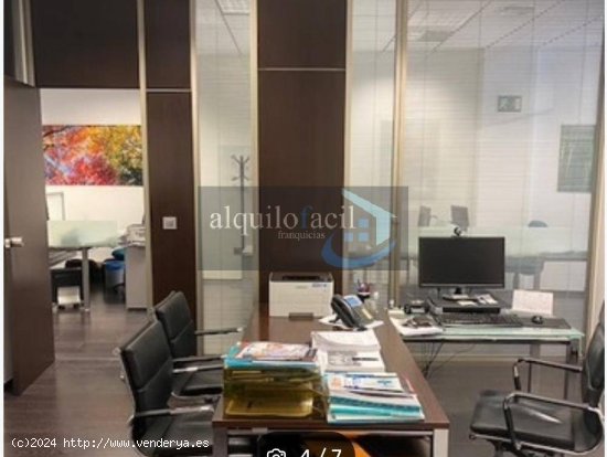 Se alquilan oficinas