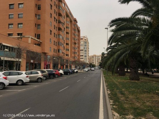  INMEJORABLE LOCAL COMERCIAL ZONA HISTORIADOR VICENTE RAMOS 