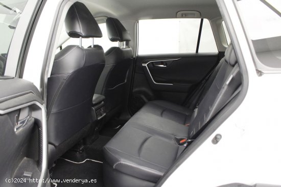 Toyota Rav4 220H Automático (e-CVT) 4 - 