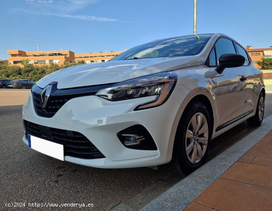 Renault Clio 4 BUSINESS BLUE 1.5 DCI 85CV.  MUY BUEN ESTADO - Mollet