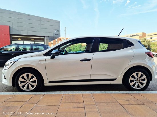 Renault Clio 4 BUSINESS BLUE 1.5 DCI 85CV.  MUY BUEN ESTADO - Mollet