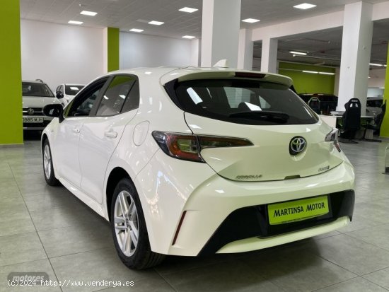 Toyota Corolla 125H Active Tech de 2021 con 46.000 Km por 22.300 EUR. en Malaga