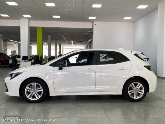 Toyota Corolla 125H Active Tech de 2021 con 46.000 Km por 22.300 EUR. en Malaga