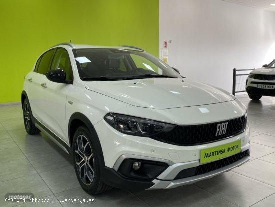 Fiat Tipo Cross 1.0 74kW (100CV) de 2022 con 51.000 Km por 16.300 EUR. en Malaga