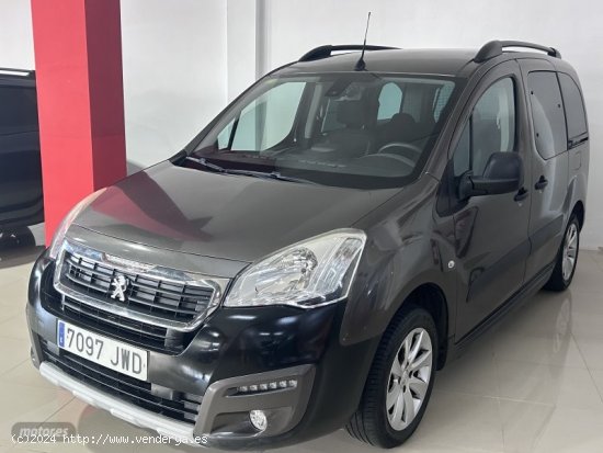  Peugeot Partner TEPEE OUTDORR 1200 PURETECH 110 CV de 2017 con 104.537 Km por 12.500 EUR. en Tenerif 