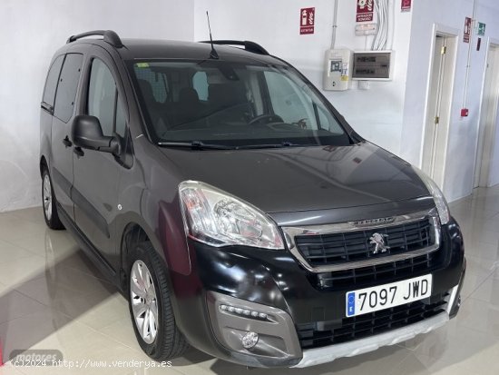 Peugeot Partner TEPEE OUTDORR 1200 PURETECH 110 CV de 2017 con 104.537 Km por 12.500 EUR. en Tenerif