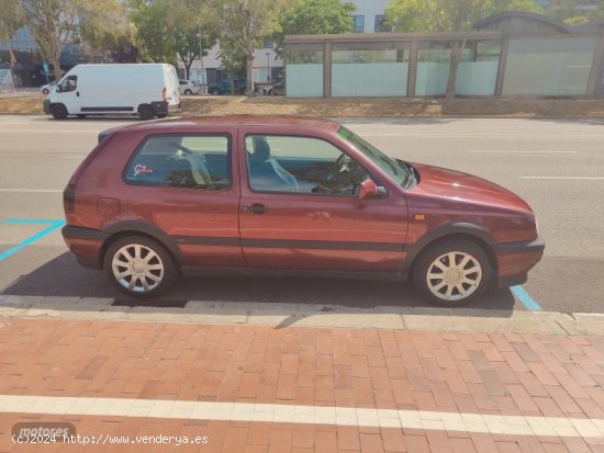 Volkswagen Golf VW  III 2.0 GTI, 115 cv de 1994 con 187.000 Km por 3.200 EUR. en Barcelona