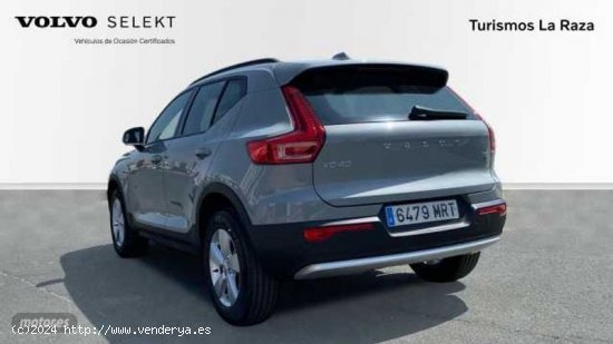 Volvo XC40 XC40 Essential, T2 Automatica Microhibrido, Gasolina de 2024 con 10 Km por 32.900 EUR. en