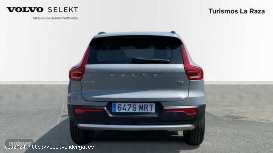 Volvo XC40 XC40 Essential, T2 Automatica Microhibrido, Gasolina de 2024 con 10 Km por 32.900 EUR. en