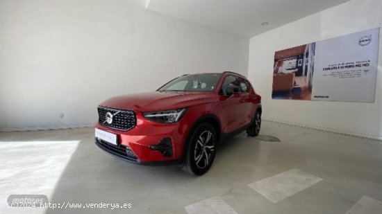 Volvo XC40 XC40 Plus, B3 mild hybrid, Gasolina, Dark de 2023 con 38.452 Km por 36.900 EUR. en Cadiz