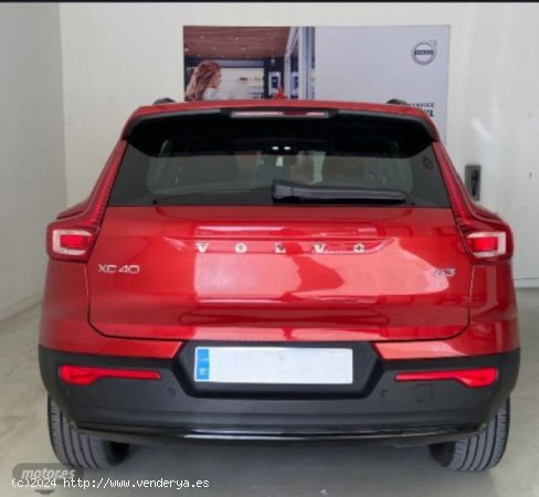 Volvo XC40 XC40 Plus, B3 mild hybrid, Gasolina, Dark de 2023 con 38.452 Km por 36.900 EUR. en Cadiz