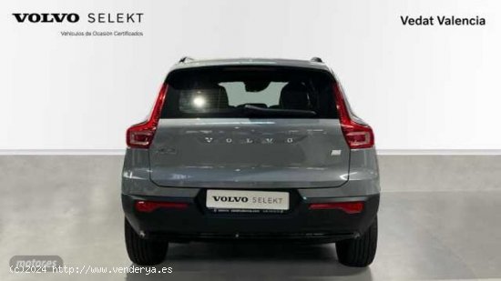 Volvo XC40 1.5 T5 PHEV RECHARGE ULTIMATE DARK DCT 262 5P de 2023 con 7.575 Km por 44.900 EUR. en Val