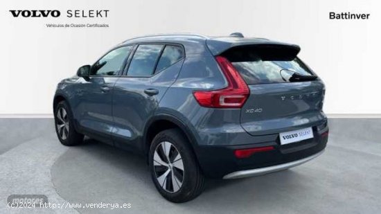 Volvo XC40 XC40 Core, B3 (gasolina), Gasolina de 2022 con 23.374 Km por 35.900 EUR. en Madrid