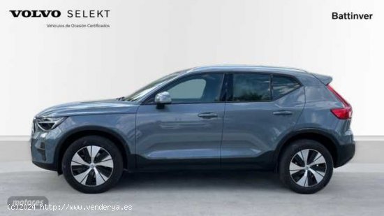 Volvo XC40 XC40 Core, B3 (gasolina), Gasolina de 2022 con 23.374 Km por 35.900 EUR. en Madrid