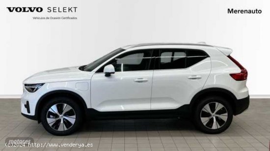 Volvo XC40 Recharge Core, T4 plug-in hybrid de 2023 con 6 Km por 40.790 EUR. en A Coruna