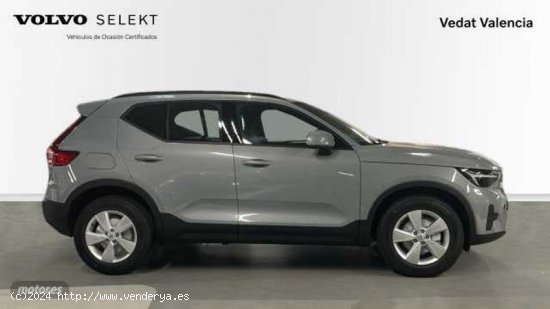 Volvo XC40 1.5 T2 ESSENTIAL AUTO 129 5P de 2024 con 1 Km por 31.900 EUR. en Valencia