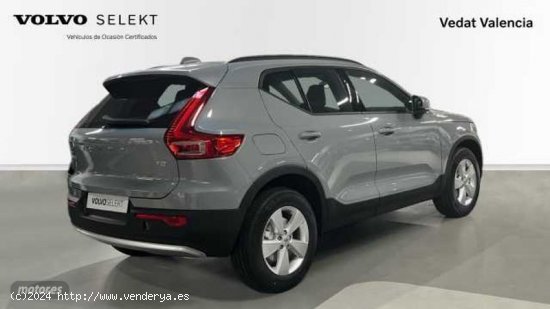 Volvo XC40 1.5 T2 ESSENTIAL AUTO 129 5P de 2024 con 1 Km por 31.900 EUR. en Valencia