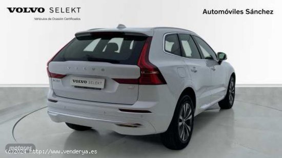 Volvo XC 60 Recharge Core, T6 plug-in hybrid eAWD, Electrico/Gasolina, Bright de 2023 con 16.980 Km 