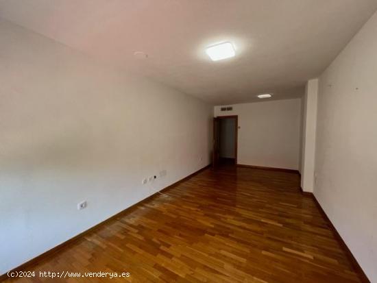 ALQUILER PISO ZONA JARDÍN DE FLORIDABLANCA, 3 DORMITORIOS, 2 BAÑOS, GARAJE, TRASTERO - MURCIA