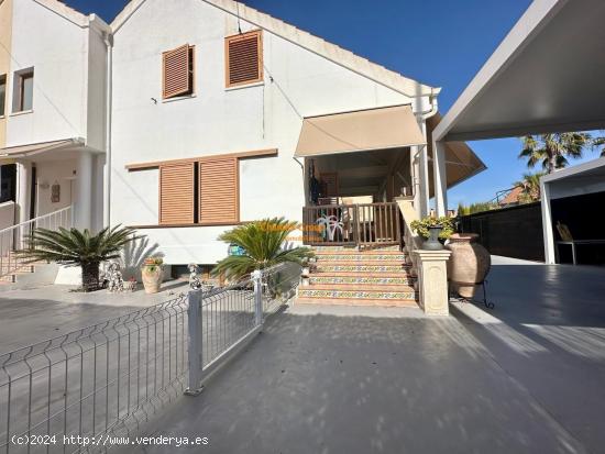 ESPECTACULAR PROPIEDAD EN VENTA CON PISCINA PRIVADA Y SÓTANO EN VALVERDE!! - ALICANTE