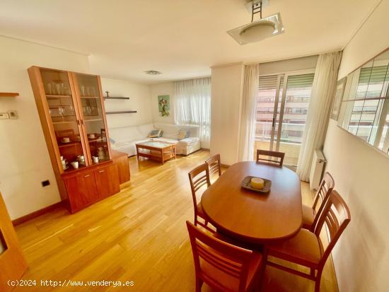 Muy buen piso de 4 Dorm. en Av. Oscar Espla - ALICANTE