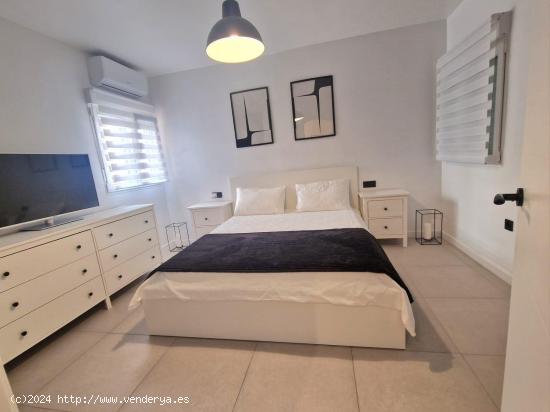 APARTAMENTO REFORMADO EN EL CORAZON DE TORREVIEJA. - ALICANTE