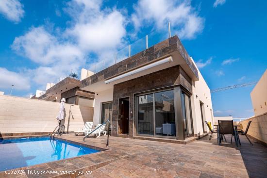 3 Bedroom villa with pool in Villa Martin - ALICANTE