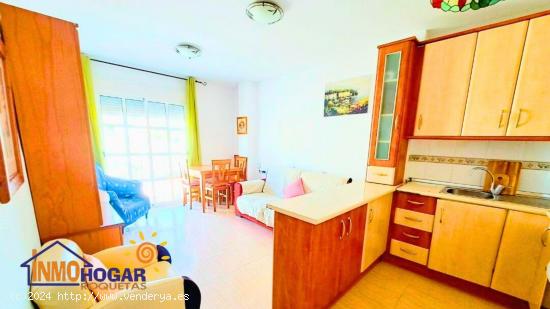 APARTAMENTO VACACIONAL 2 DORMT. A 300 MTR DE LA PLAYA - ALMERIA