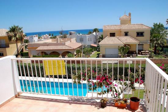 PRECIOSO APARTAMENTO CERCA DEL MAR - ALMERIA