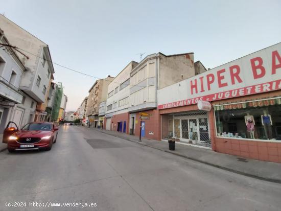 Vive en una casa maravillosa en la zona del Club Fluvial - LUGO