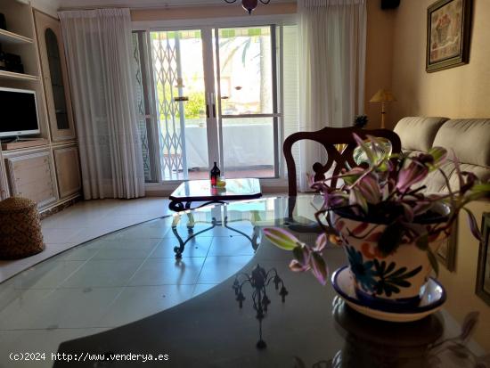 21INMOBILIARIAS VENDE ADOSADO EN EL PERRLLONET - VALENCIA