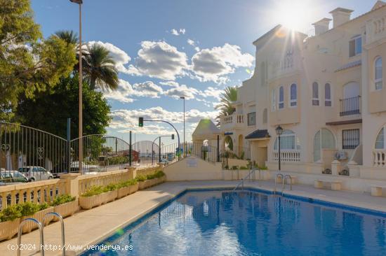 Venta Apartamento, Playa de Los Locos,  Primera línea de playa Torrevieja piscina comunitaria - ALI