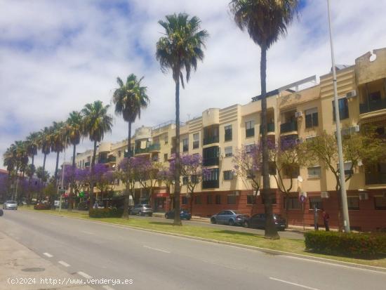 Garaje y trastero en venta en urbanización La Venencia en Avda.Puerta del Sur de Jerez - CADIZ